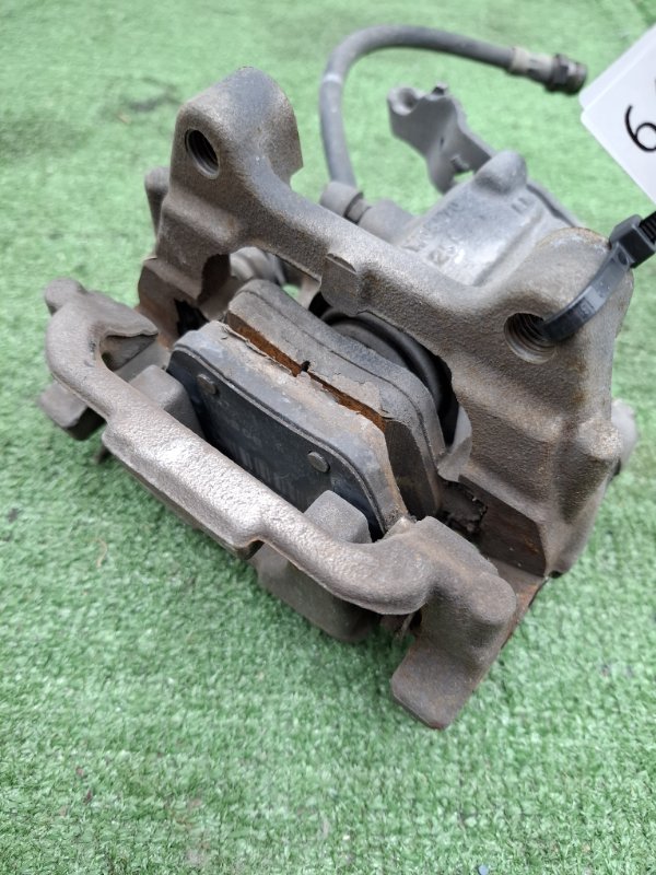 Суппорт тормозной VOLKSWAGEN Touran 2011 1T3