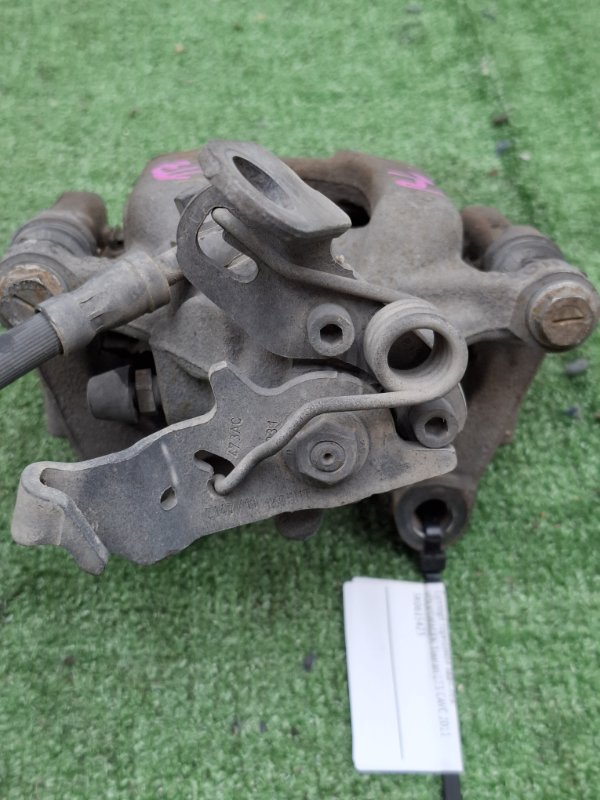 Суппорт тормозной VOLKSWAGEN Touran 2011 1T3