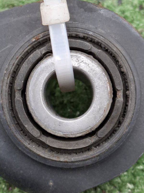 Рычаг подвески верхний VOLKSWAGEN Touran 2011 1T3