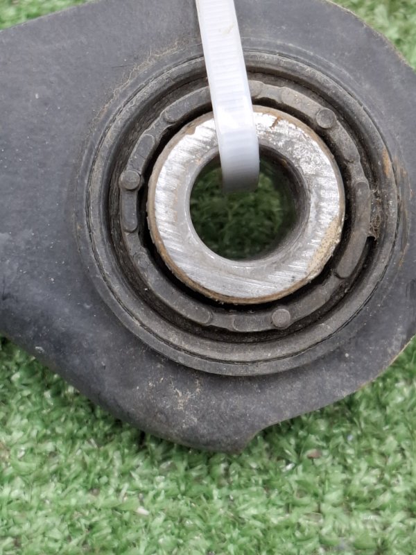 Рычаг подвески верхний VOLKSWAGEN Touran 2011 1T3