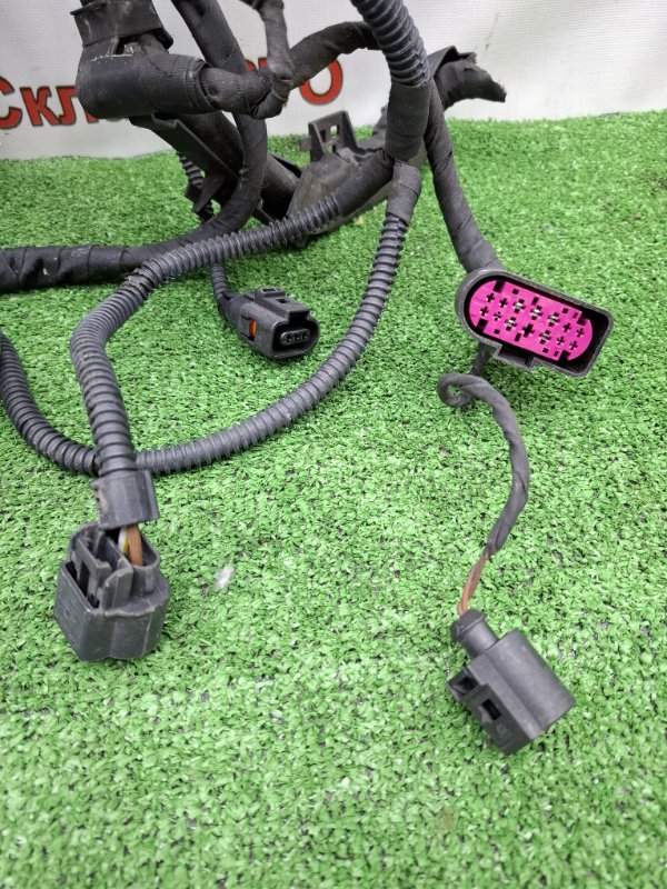 Коса телевизора VOLKSWAGEN Touran 2011 1T3