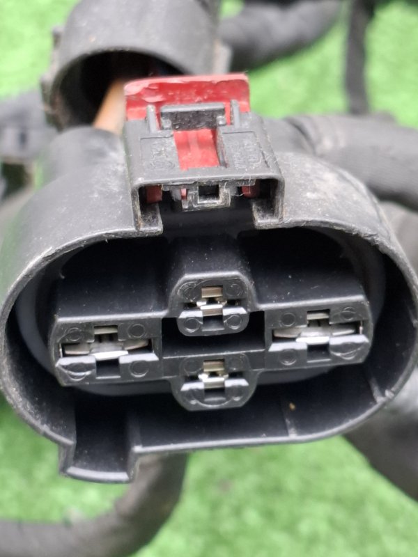 Коса телевизора VOLKSWAGEN Touran 2011 1T3