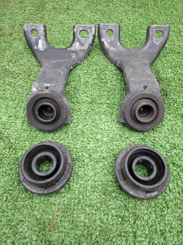 Кронштейн радиатора Toyota Estima 2008 ACR50W