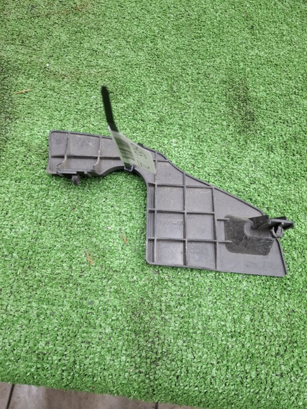 Дефлектор радиатора Toyota Estima 2008 ACR50W