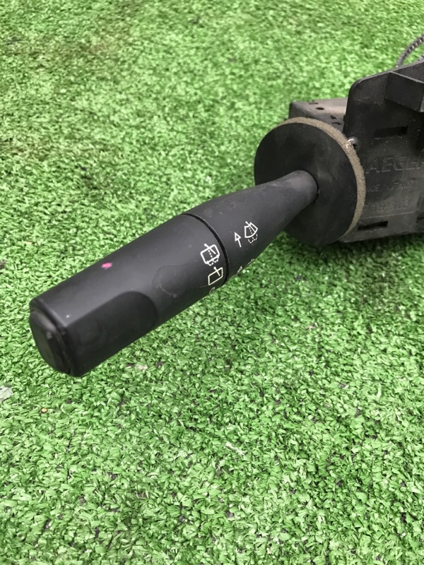 Подрулевой переключатель дворников