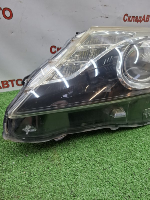 Фара Toyota AVENSIS 2012 ZRT272