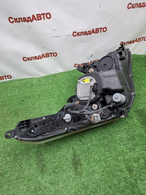 Фара Toyota AVENSIS 2012 ZRT272