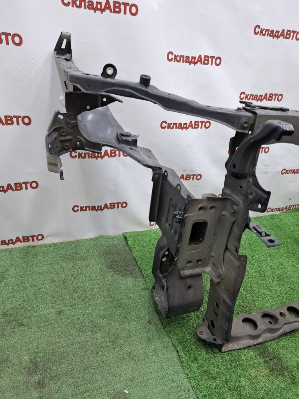 Рамка радиатора Toyota AVENSIS 2012 ZRT272