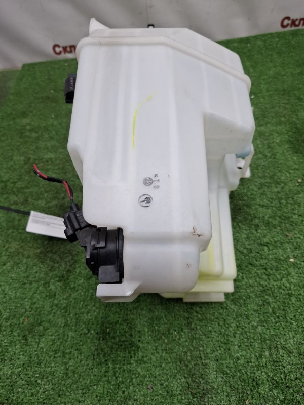 Бачок омывателя Toyota Camry 2006 ACV40