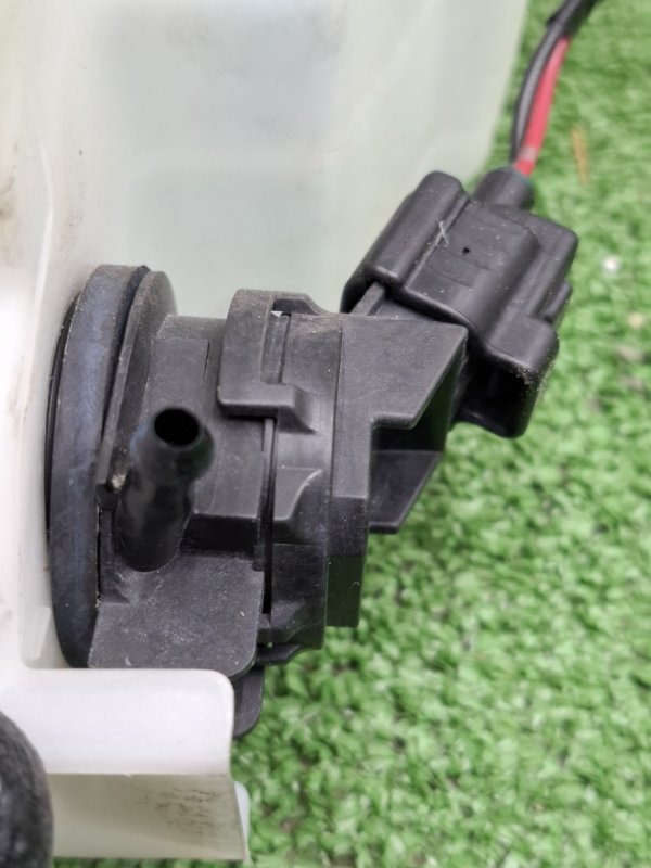 Бачок омывателя Toyota Camry 2006 ACV40