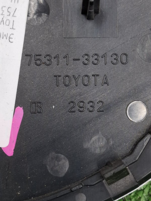 Эмблема Toyota Camry 2006 ACV40