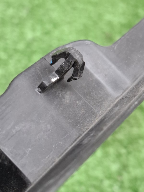 Дефлектор радиатора Toyota Camry 2006 ACV40