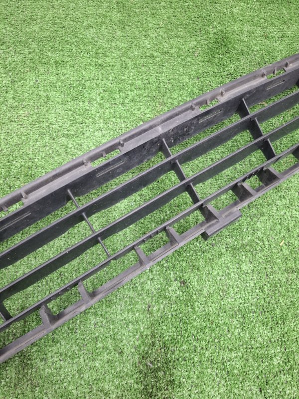 Решетка в бампер Toyota Camry 2006 ACV40