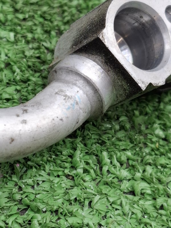 Трубка кондиционера Toyota Camry 2006 ACV40