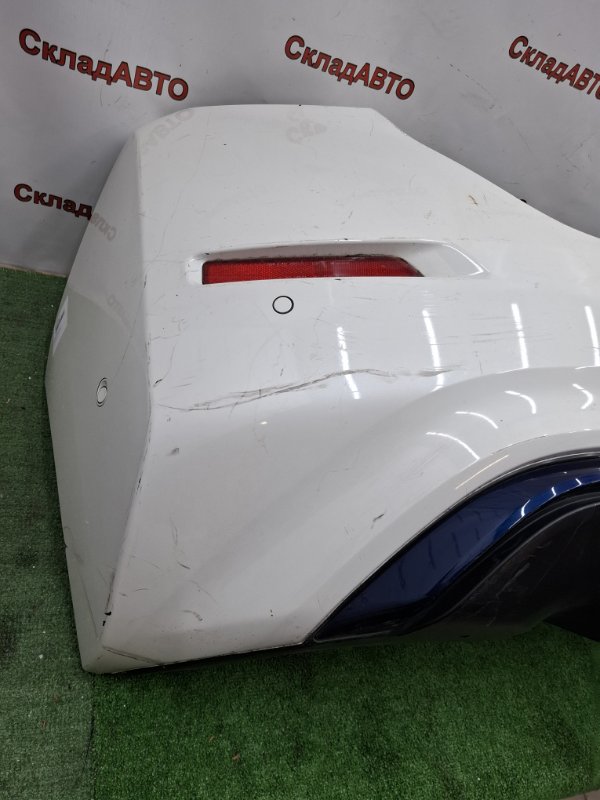 Бампер Nissan Leaf 2019 ZE1