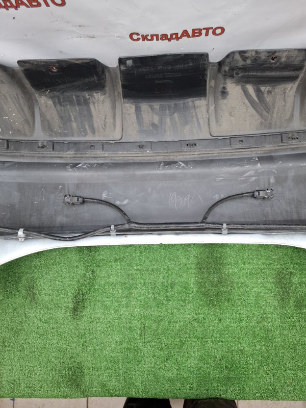 Бампер Nissan Leaf 2019 ZE1