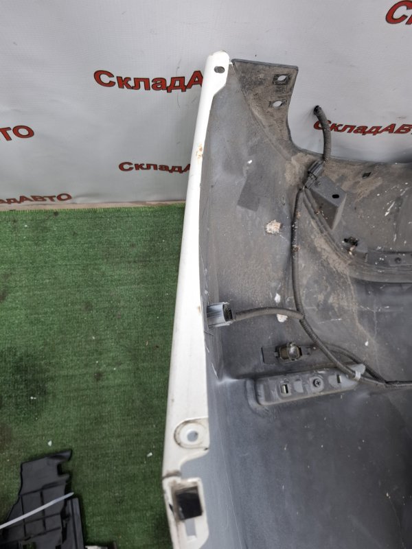 Бампер Nissan Leaf 2019 ZE1