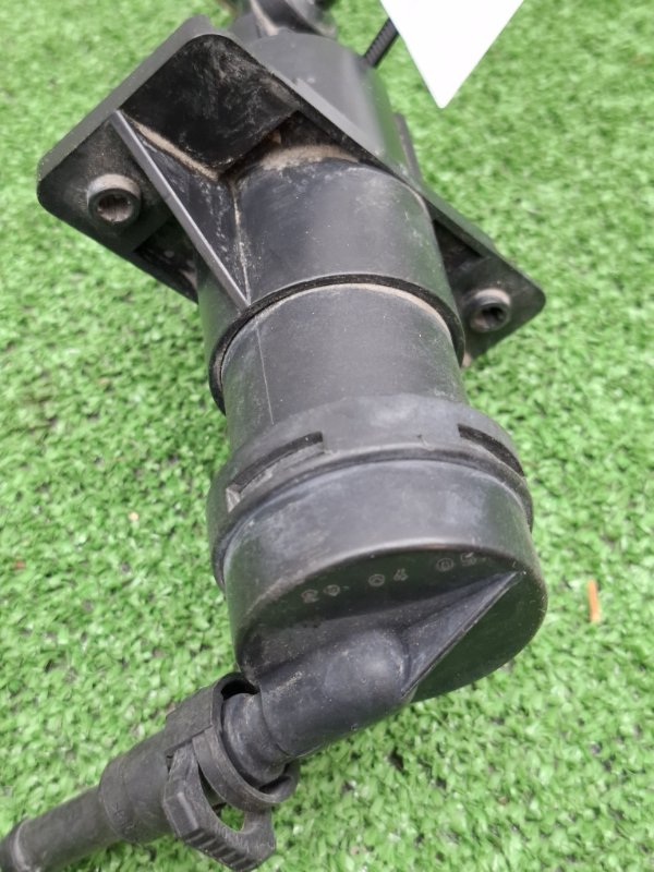 Форсунка омывателя фары Chevrolet TrailBlazer 2002