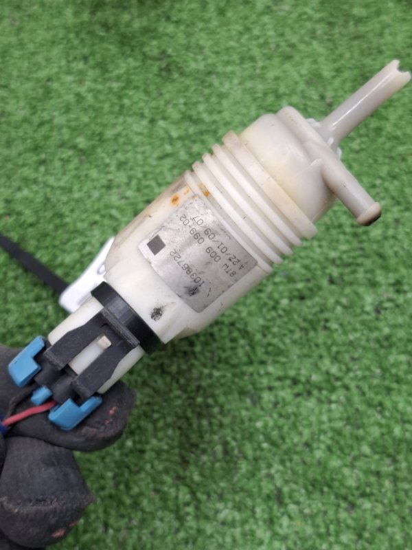 Насос омывателя Chevrolet TrailBlazer 2002