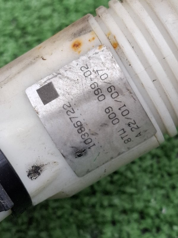 Насос омывателя Chevrolet TrailBlazer 2002