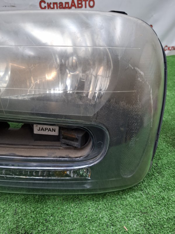 Фара Chevrolet TrailBlazer 2002