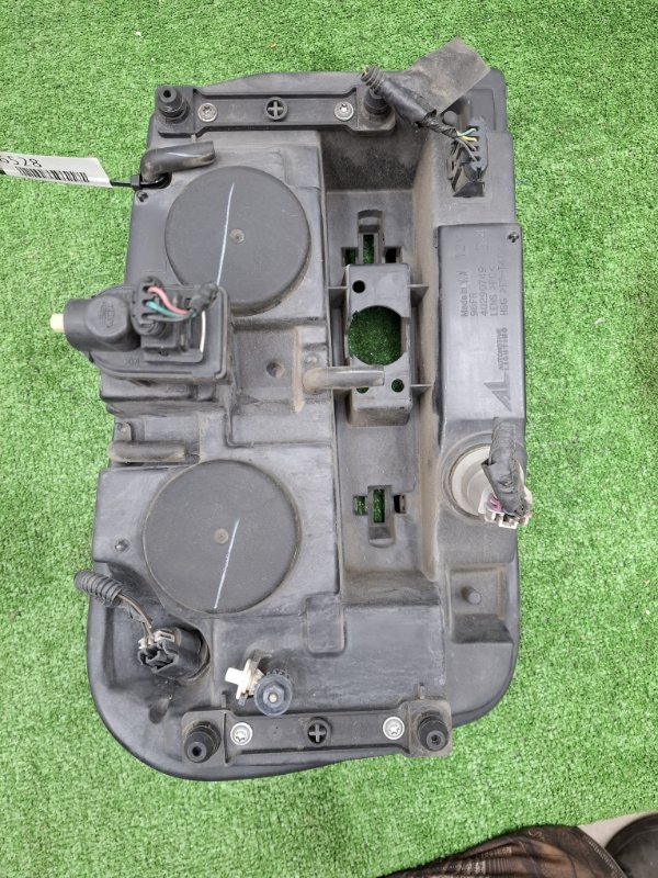 Фара Chevrolet TrailBlazer 2002