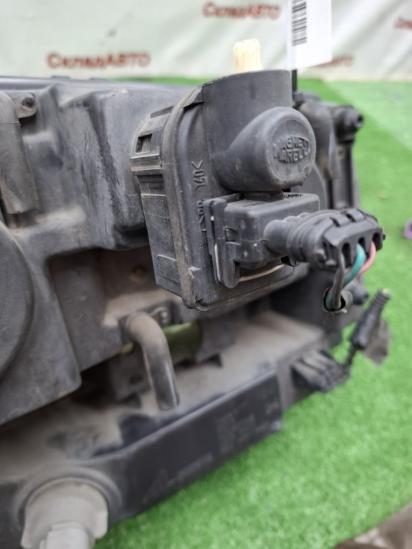 Фара Chevrolet TrailBlazer 2002