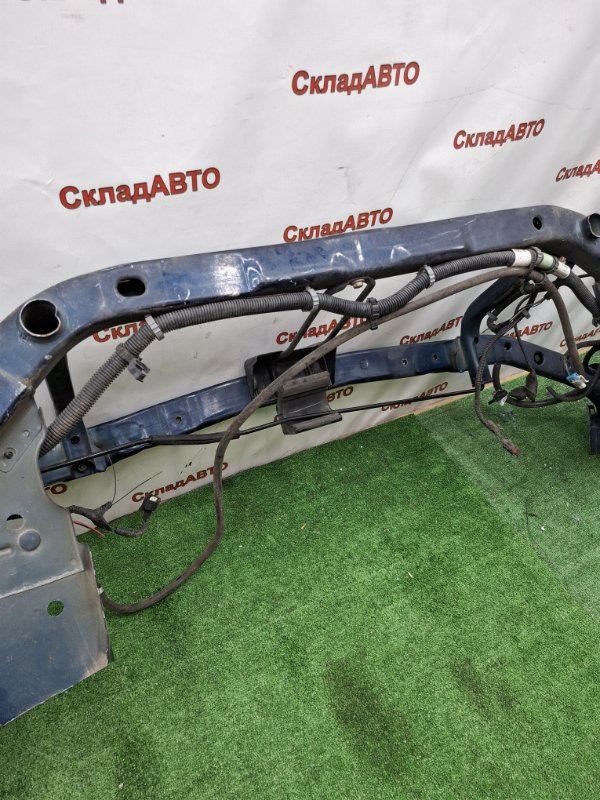 Рамка радиатора Chevrolet TrailBlazer 2002