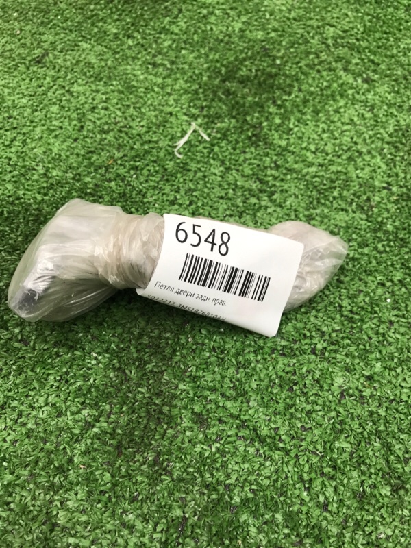 Петля двери