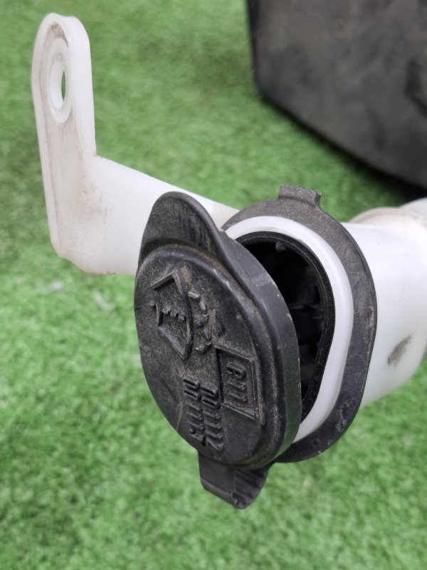 Бачок омывателя Toyota Estima 2003 ACR40W