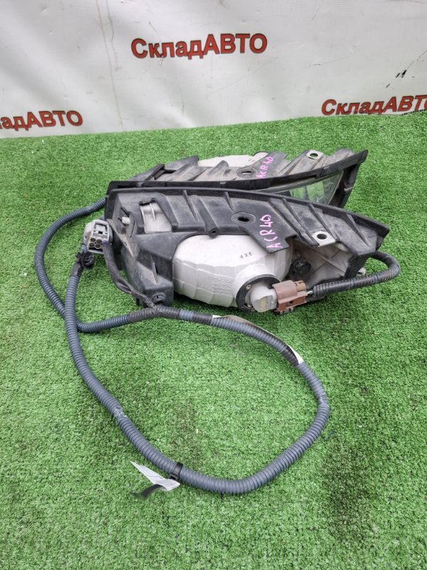 Фара противотуманная Toyota Estima 2003 ACR40W