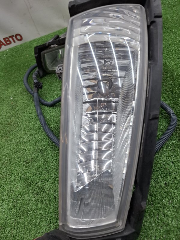 Фара противотуманная Toyota Estima 2003 ACR40W