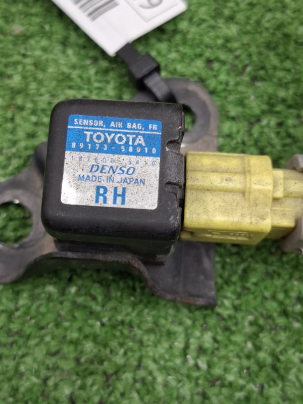 Датчик AirBag Toyota Estima 2003 ACR40W