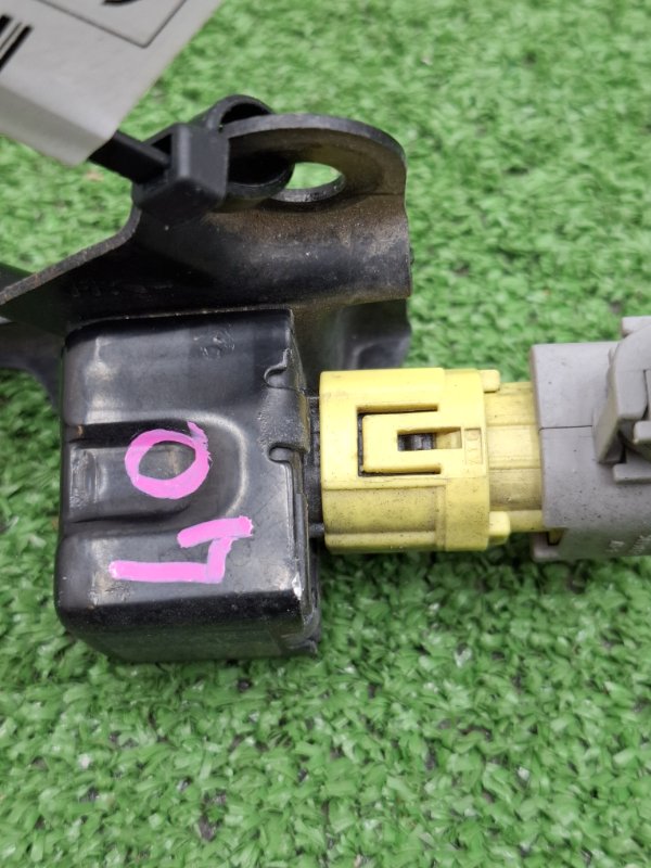 Датчик AirBag Toyota Estima 2003 ACR40W