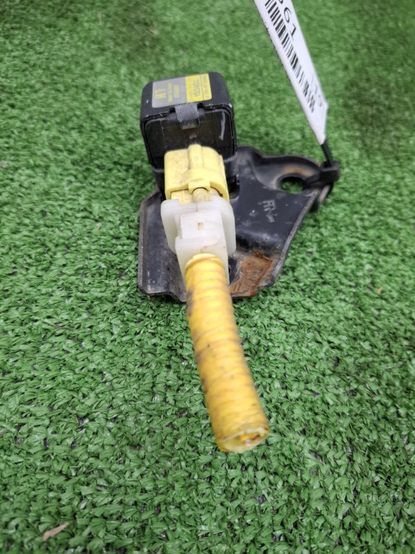 Датчик AirBag Toyota Estima 2003 ACR40W