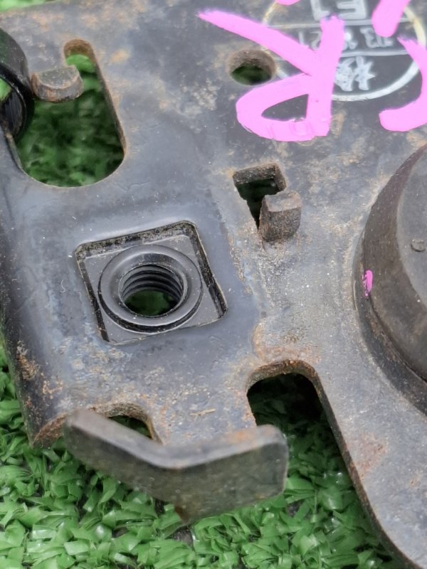 Опора крепления радиатора Toyota Estima 2003 ACR40W