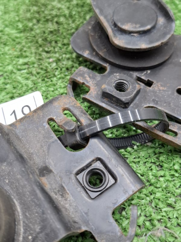 Опора крепления радиатора Toyota Estima 2003 ACR40W