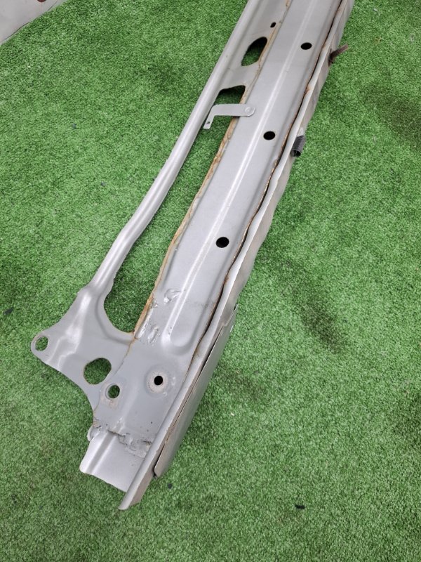 Усилитель бампера Toyota Estima 2003 ACR40W