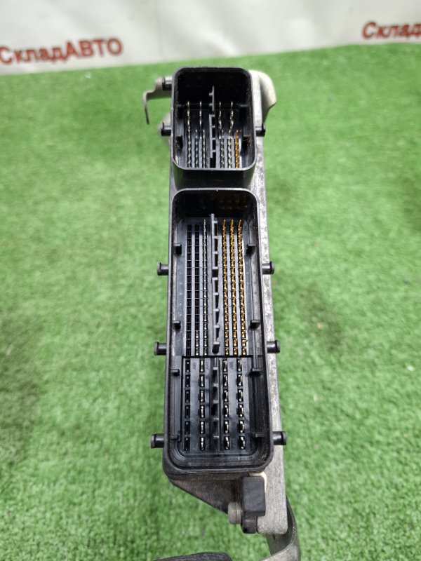 Блок управления двигателем Toyota AVENSIS 2012 ZRT272