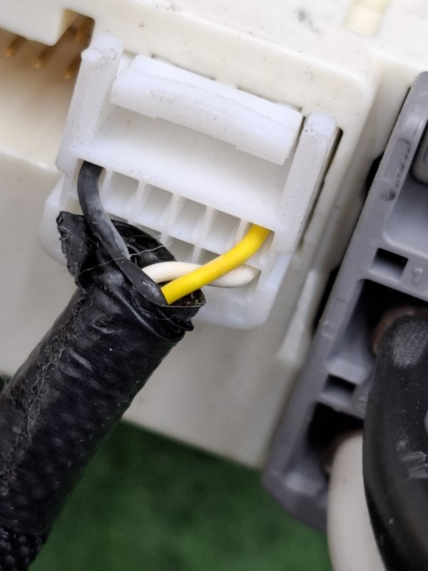 Блок управления рулевой рейкой Toyota Estima 2008 ACR50W