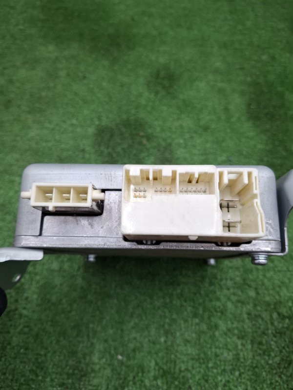 Блок управления рулевой рейкой Toyota AVENSIS 2012 ZRT272