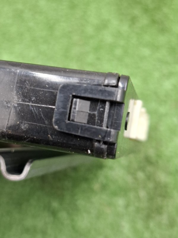 Блок комфорта Toyota AVENSIS 2012 ZRT272