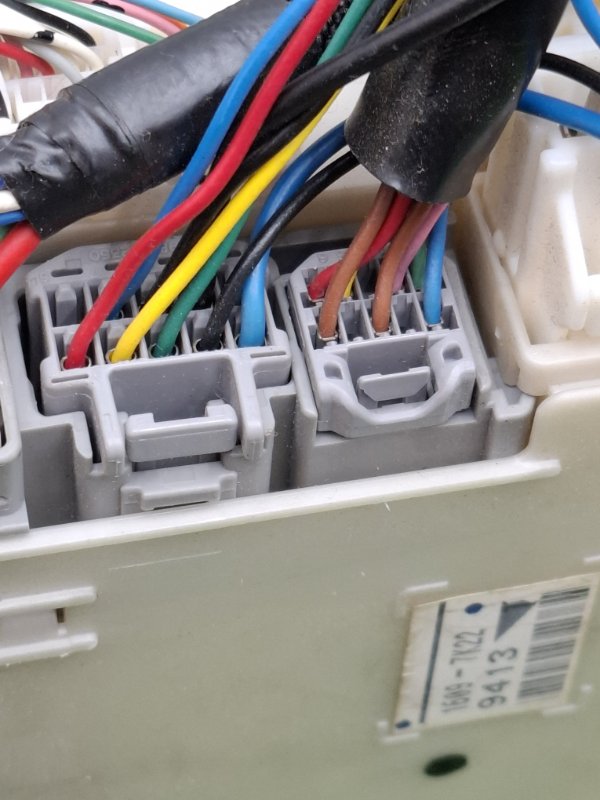 Блок предохранителей Toyota Estima 2008 ACR50W