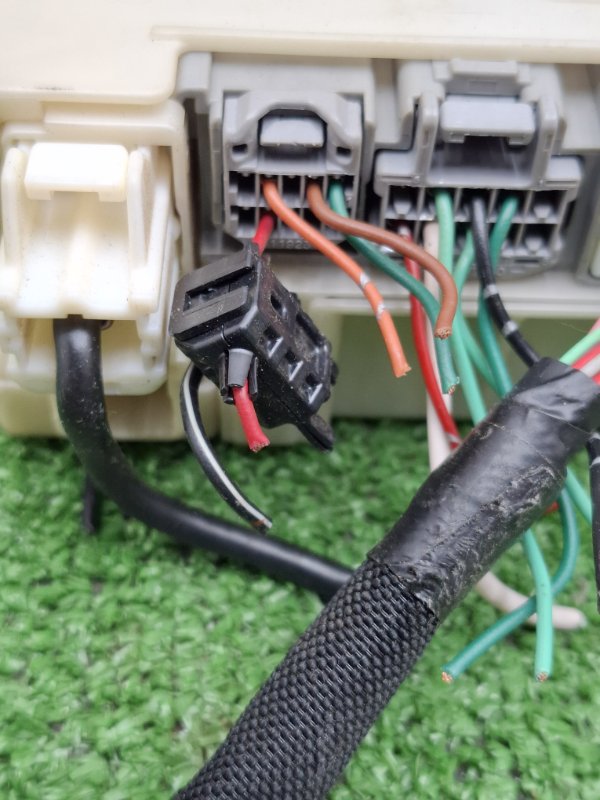 Блок предохранителей Toyota Estima 2008 ACR50W