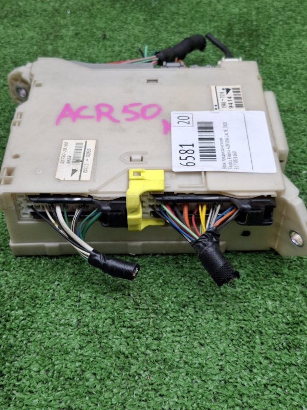 Блок предохранителей Toyota Estima 2008 ACR50W