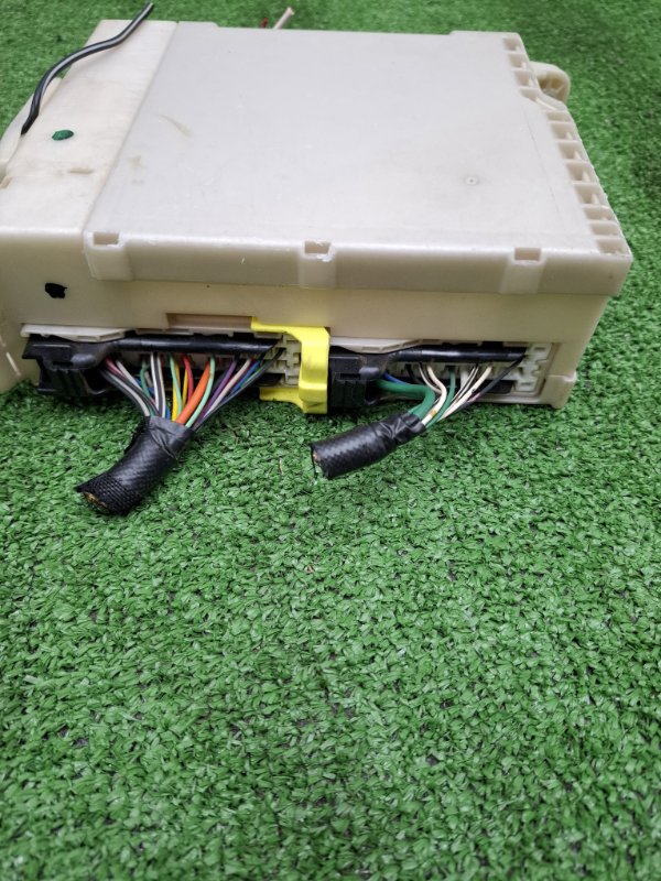 Блок предохранителей Toyota Estima 2008 ACR50W