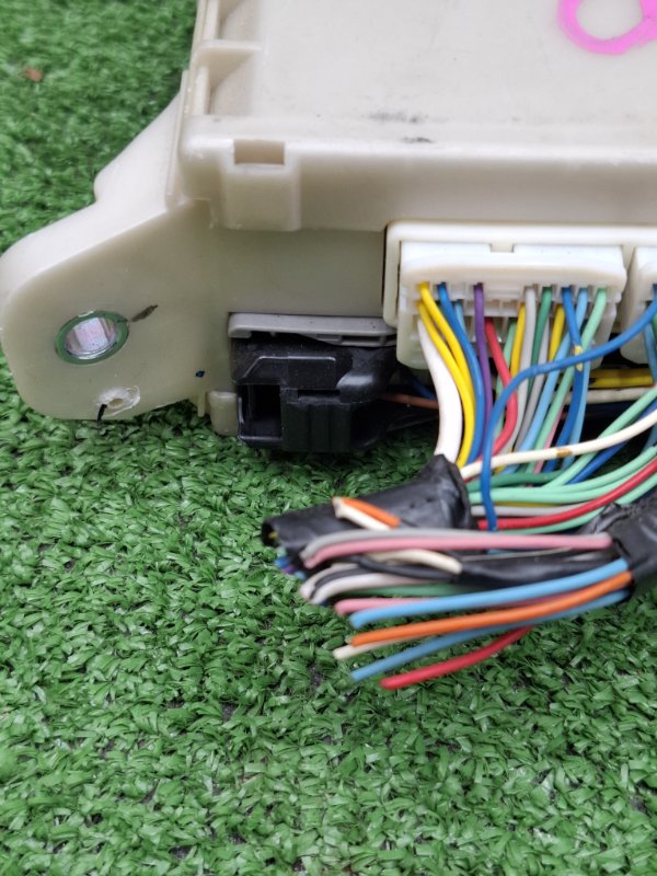 Блок предохранителей Toyota Estima 2008 ACR50W