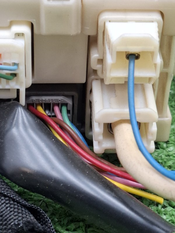 Блок предохранителей Toyota Estima 2008 ACR50W