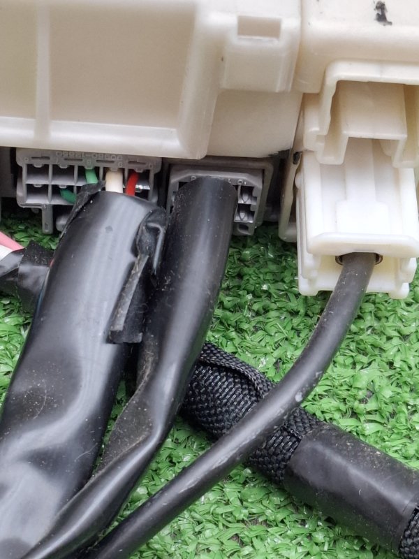 Блок предохранителей Toyota Estima 2008 ACR50W