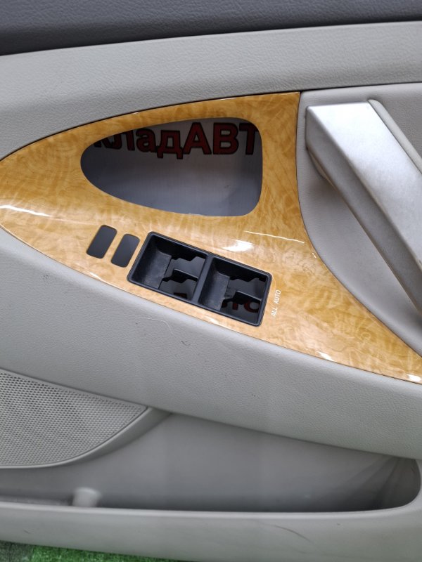 Обшивка двери Toyota Camry 2006 ACV40